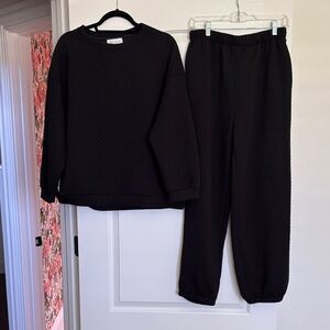 Lovely Melody Black Quilted Set